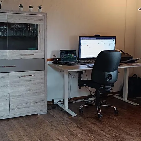 3-zimmer Im 2 Og Mit Kochnische Und Separatem Bad Nahe Langenthal *