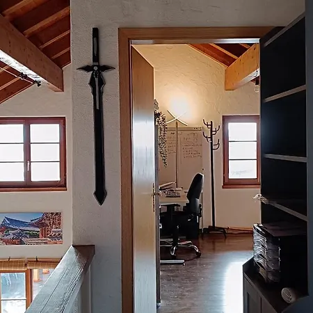Privater 3-zimmer-gaestebereich Im Haus Mit Separatem Zugang Nahe Langenthal Appartamento