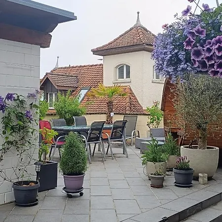 Privater 3-zimmer-gaestebereich Im Haus Mit Separatem Zugang Nahe Langenthal Lejlighed *