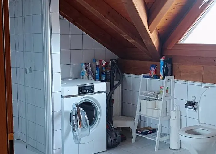 3-zimmer Im 2 Og Mit Kochnische Und Separatem Bad Nahe Langenthal *