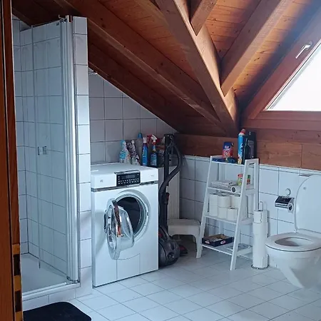 Privater 3-zimmer-gästebereich Im Haus Mit Separatem Zugang Nahe Langenthal *